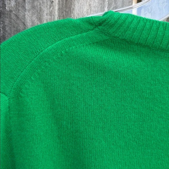 J. Crew Vibrant Green Crew Neck Sweater - Picture 6 of 10